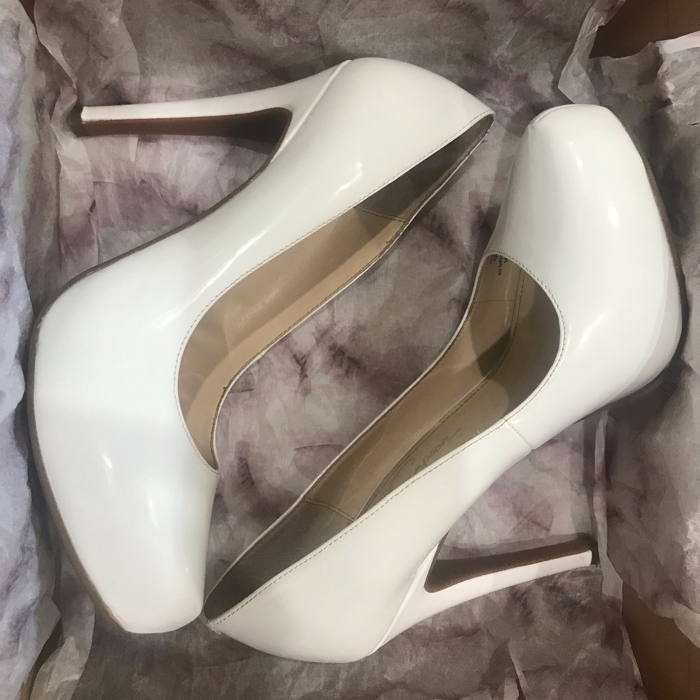 Jessica Simpson Heels